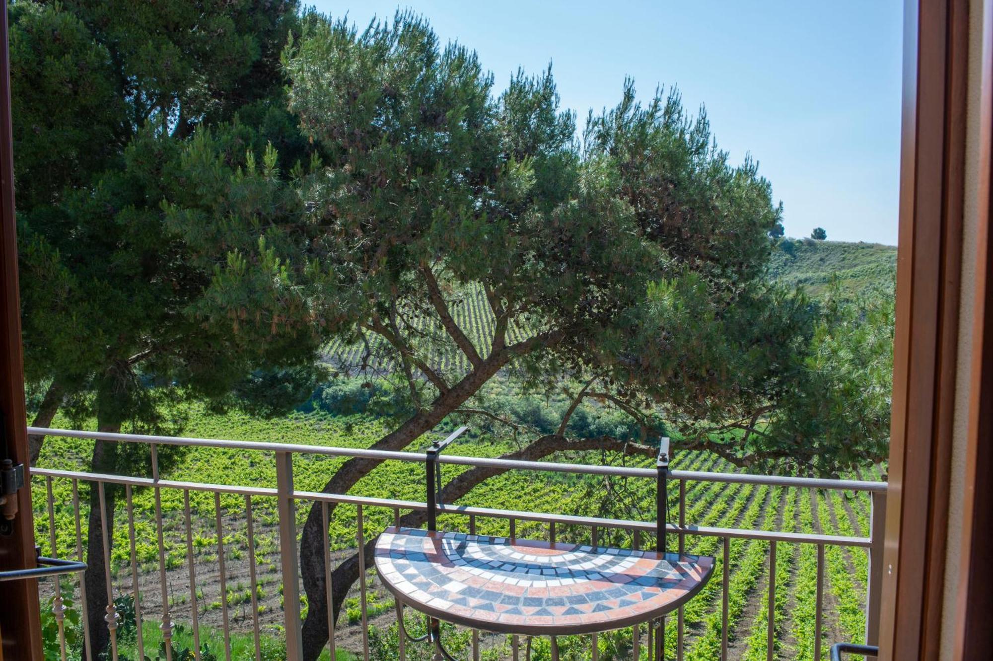 Villa Feudo Del Biviere à Santa Ninfa Extérieur photo